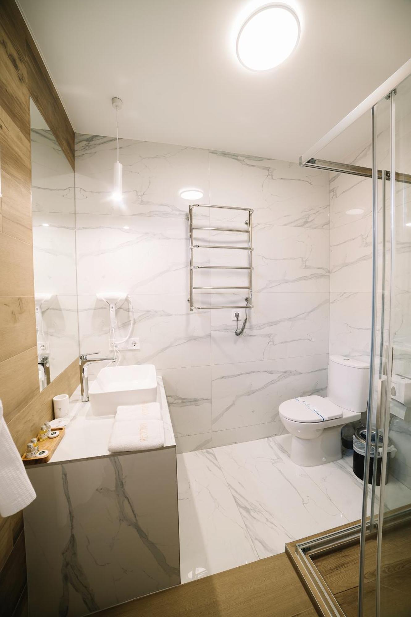 рестпарк рекреаційний комплекс Hotel *